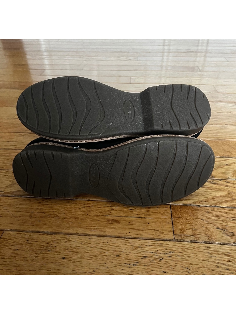 Earth Black Leather Upper Ankle Boots Size 8M - Picture 7 of 8